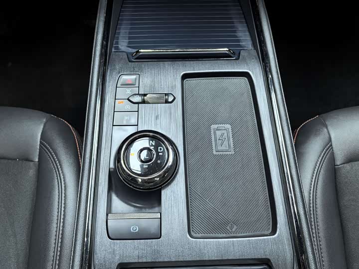 Фото 13 - Ford Mondeo