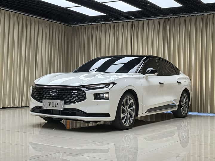 Фото 2 - Ford Mondeo