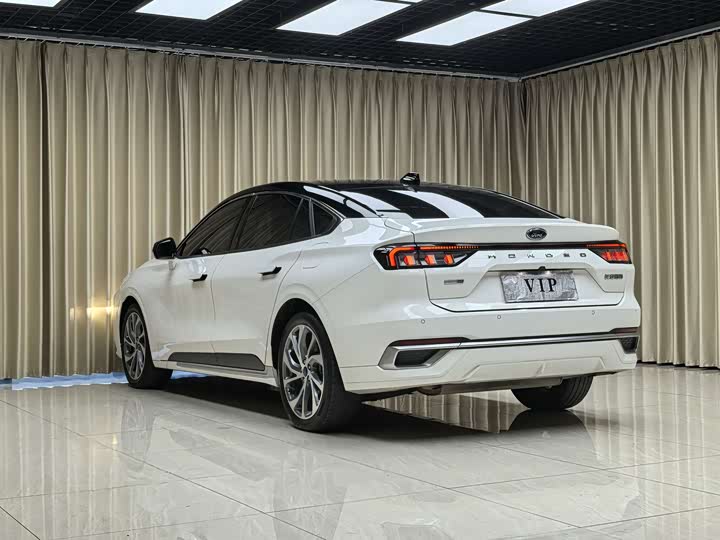 Фото 20 - Ford Mondeo