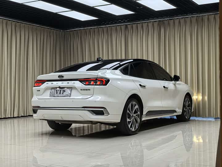 Фото 21 - Ford Mondeo