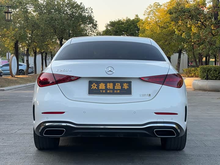 Фото 10 - Mercedes-Benz C-Class