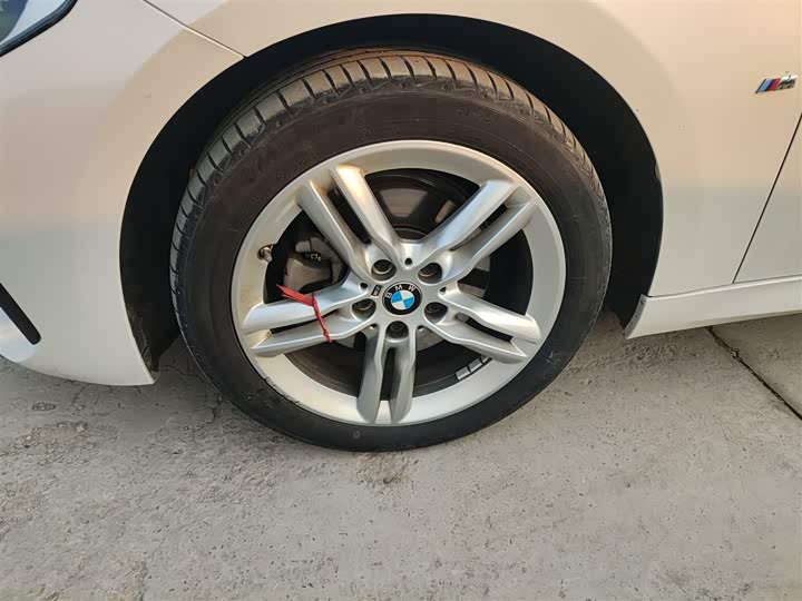 Фото 23 - BMW 1 Series