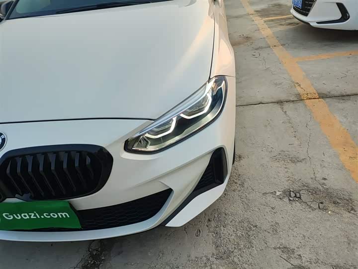 Фото 24 - BMW 1 Series