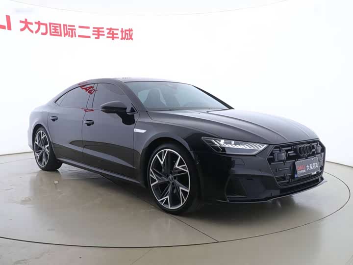 Фото 3 - Audi A7L