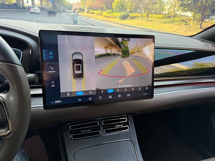 Фото 10 - BYD Han