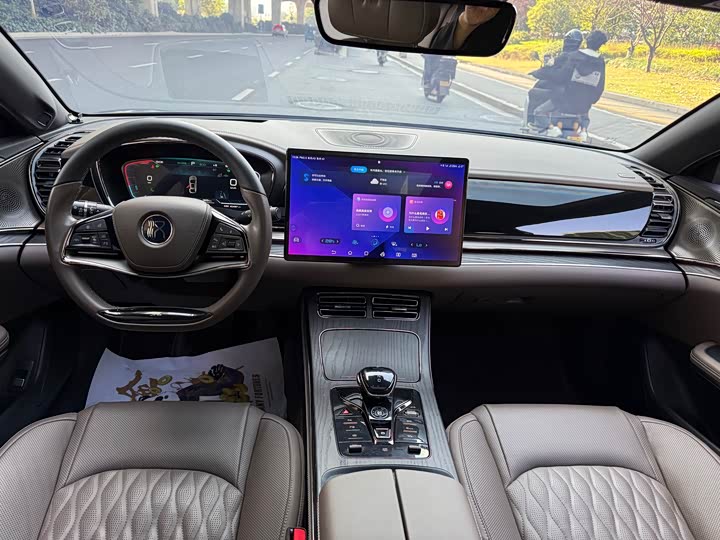 Фото 13 - BYD Han