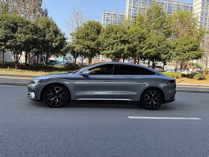 Фото 4 - BYD Han