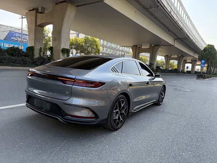 Фото 6 - BYD Han