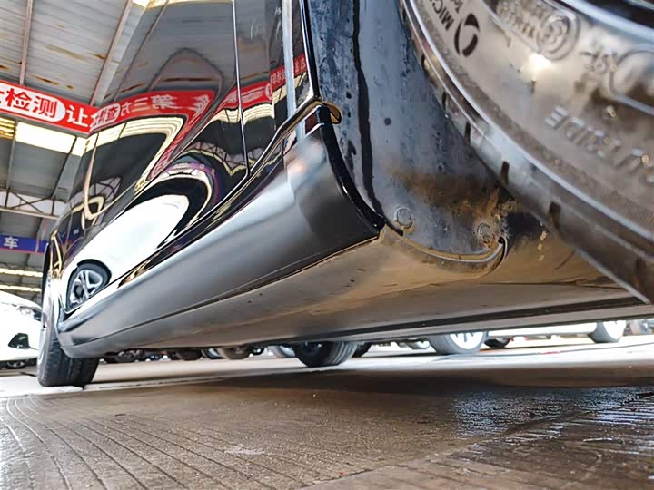 Фото 21 - Tesla Model 3