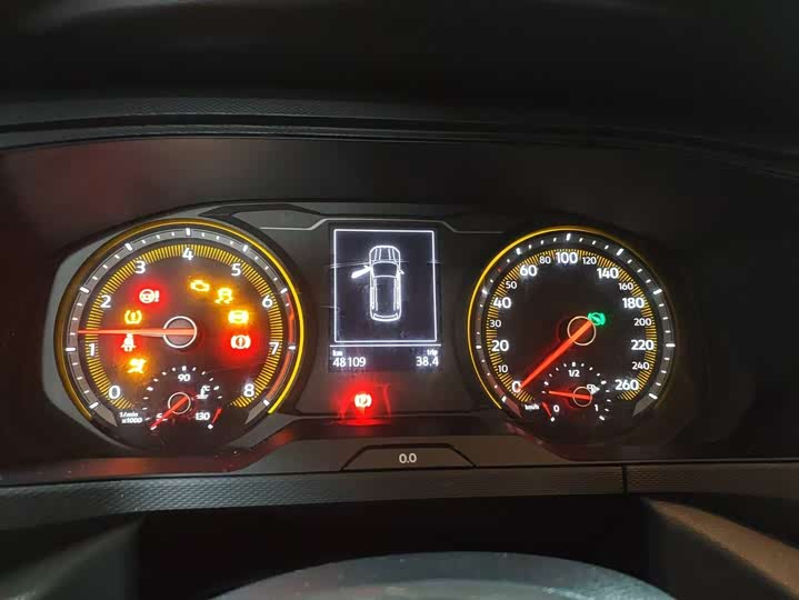 Фото 4 - Volkswagen Tharu