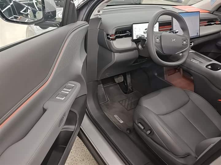 Фото 16 - XPeng G6