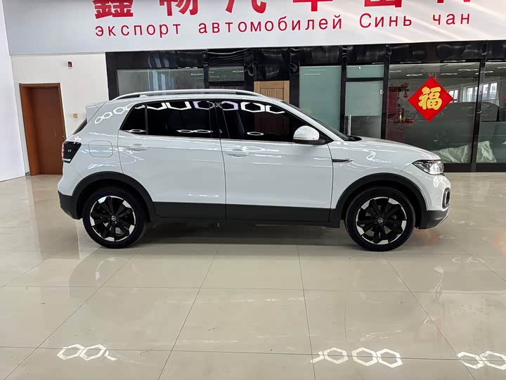 Фото 4 - Volkswagen Tacqua