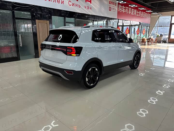 Фото 5 - Volkswagen Tacqua