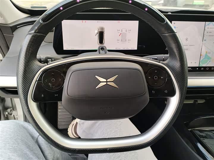 Фото 11 - XPeng P7