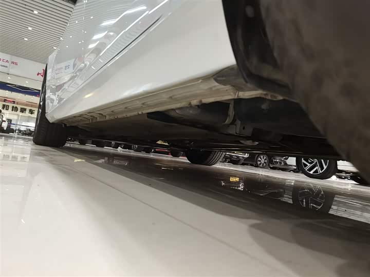 Фото 22 - Nissan Teana