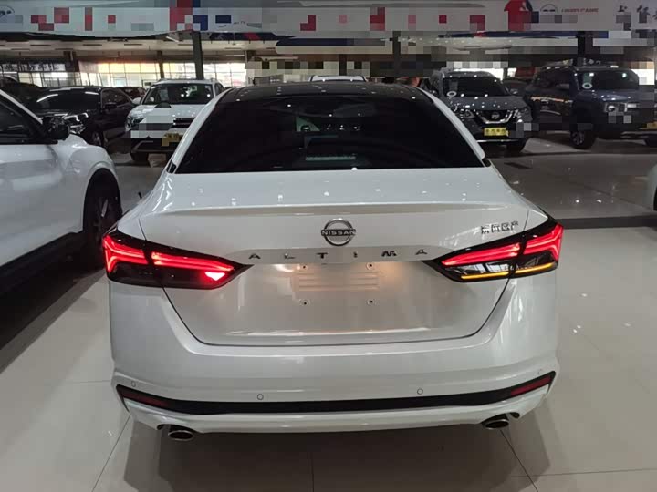 Фото 6 - Nissan Teana