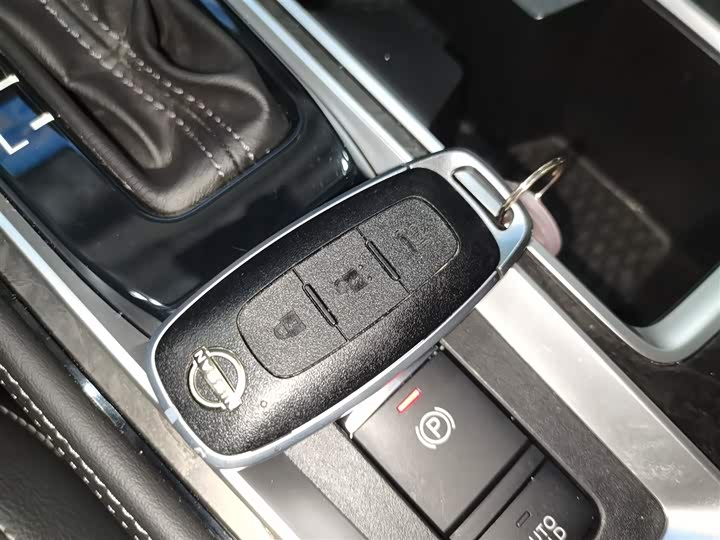 Фото 9 - Nissan Teana