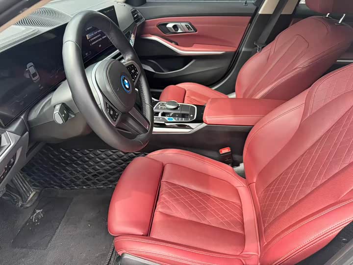 Фото 4 - BMW i3