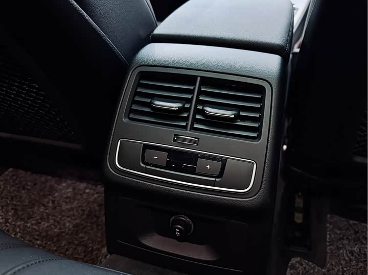 Фото 13 - Audi A5