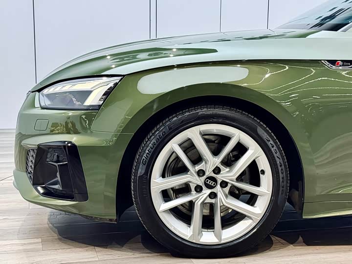 Фото 21 - Audi A5