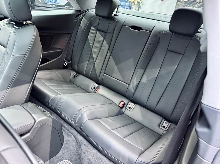 Фото 26 - Audi A5