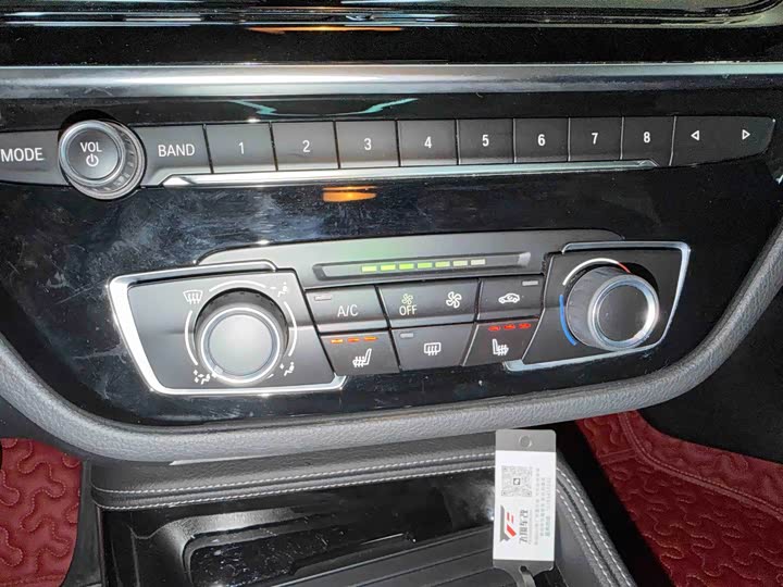 Фото 11 - BMW 1 Series