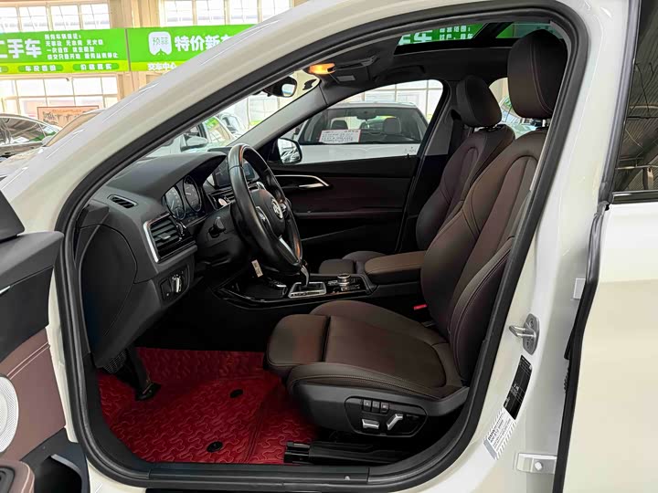 Фото 8 - BMW 1 Series