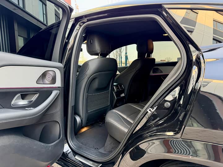 Фото 9 - Mercedes-Benz GLE-Class