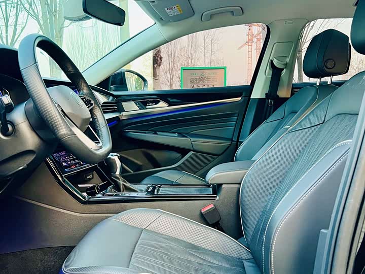 Фото 5 - Volkswagen Passat