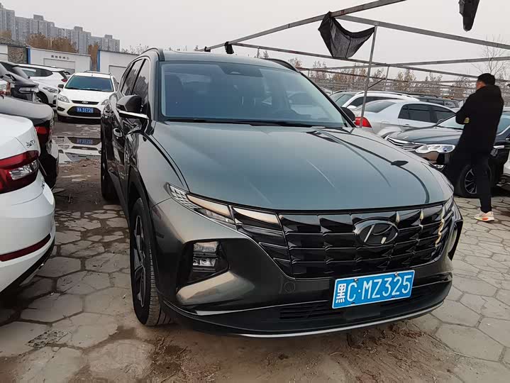 Фото 3 - Hyundai Tucson L