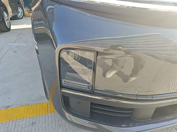 Фото 13 - LiXiang L9