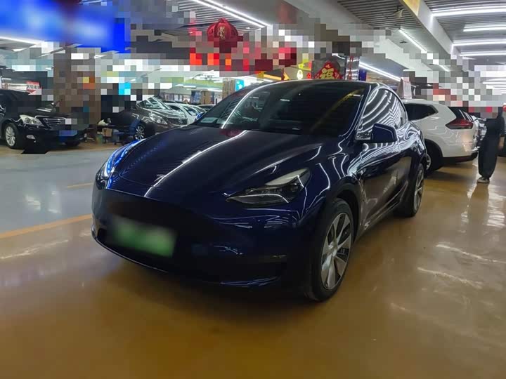Фото 1 - Tesla Model Y