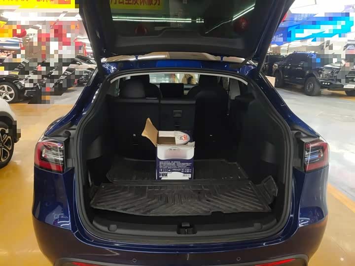 Фото 18 - Tesla Model Y