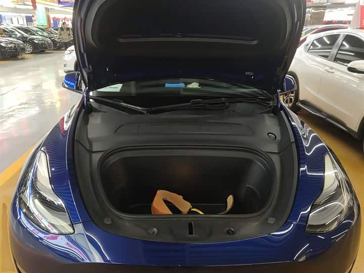 Фото 19 - Tesla Model Y