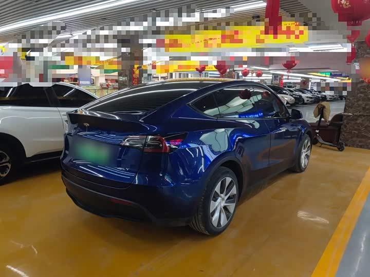 Фото 7 - Tesla Model Y