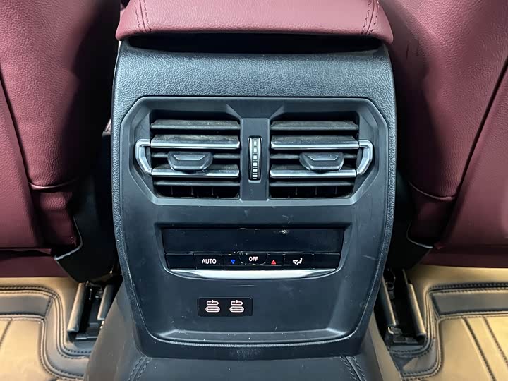 Фото 10 - BMW 3 Series