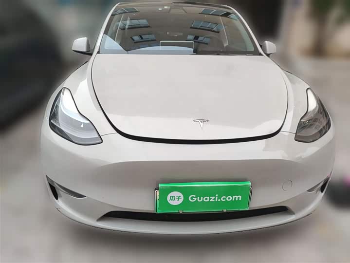 Фото 24 - Tesla Model Y