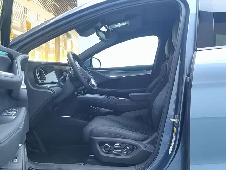 Фото 4 - BYD Sea Lion 07 EV