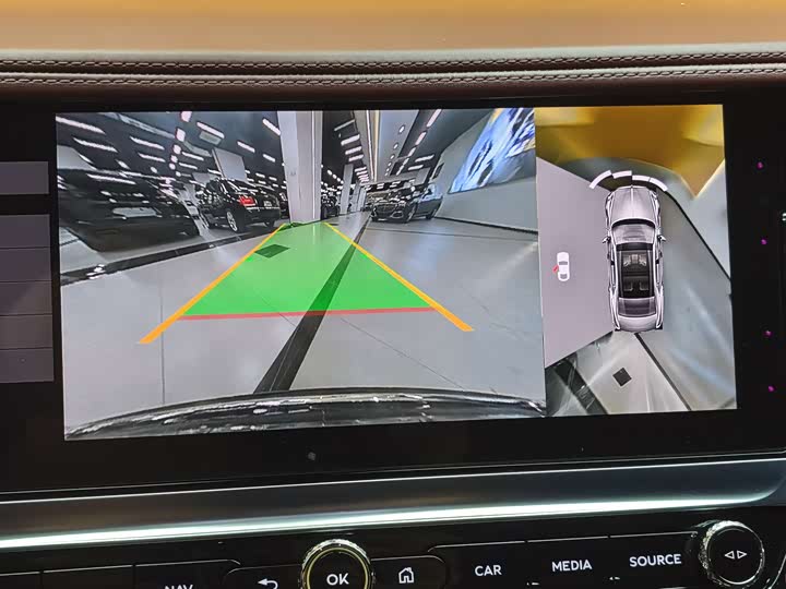 Фото 10 - Bentley Flying Spur