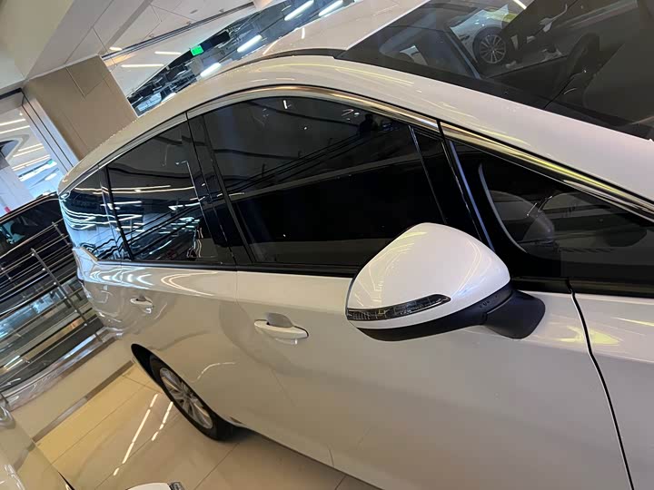 Фото 2 - GAC Trumpchi M6