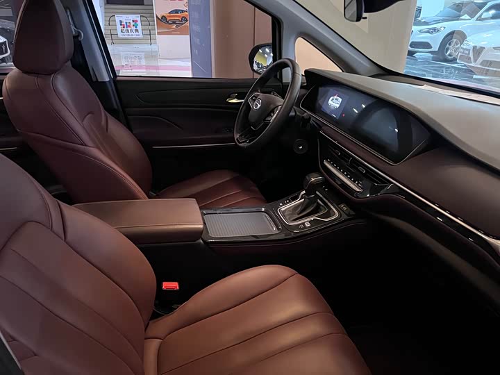 Фото 5 - GAC Trumpchi M6