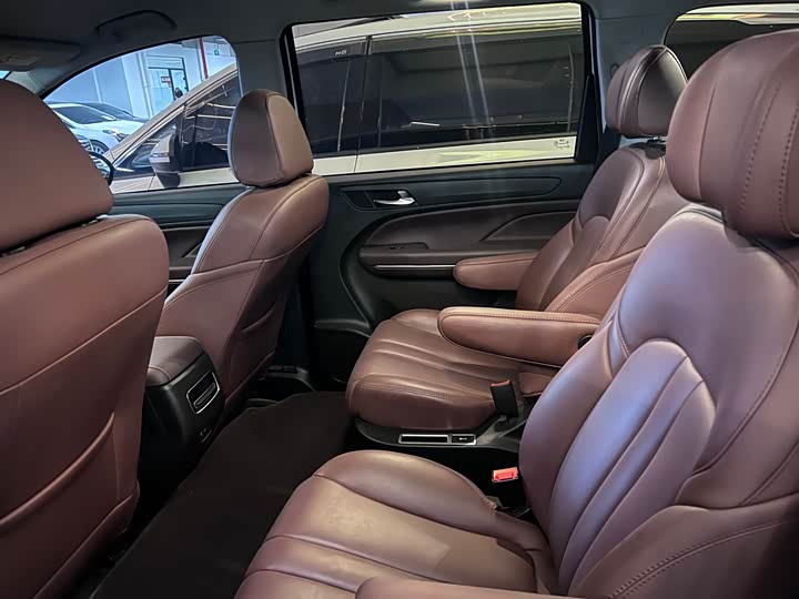 Фото 8 - GAC Trumpchi M6