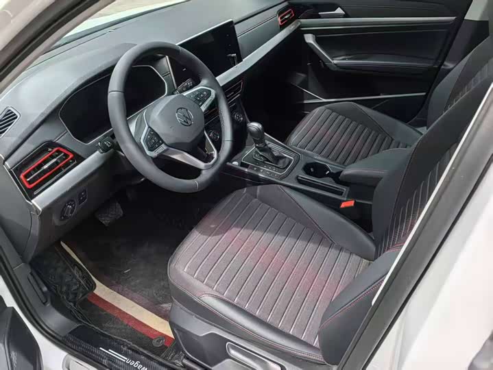 Фото 5 - Volkswagen Lavida