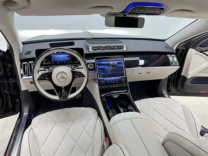 Фото 15 - Mercedes-Benz Maybach S-Class