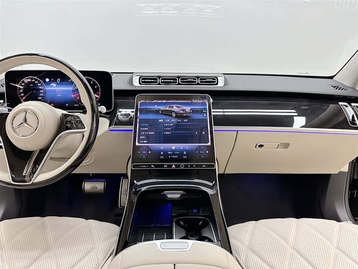 Фото 22 - Mercedes-Benz Maybach S-Class