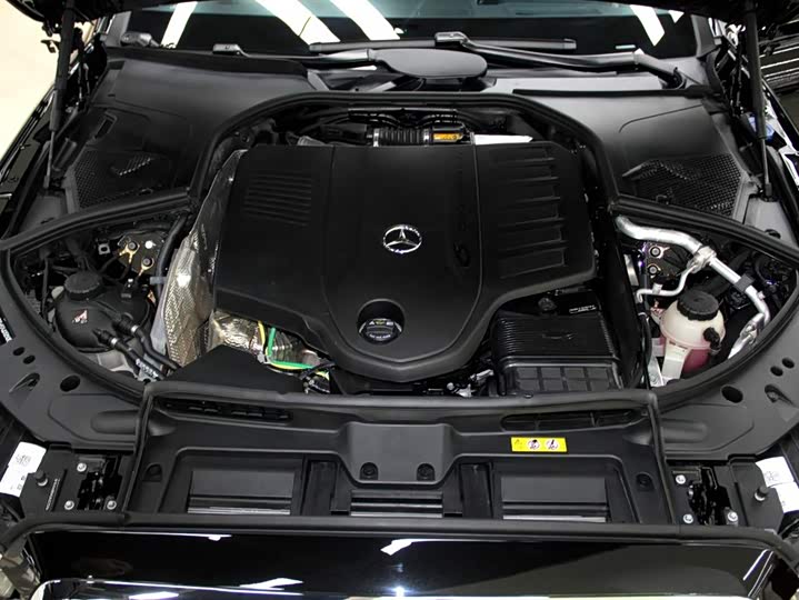 Фото 28 - Mercedes-Benz Maybach S-Class