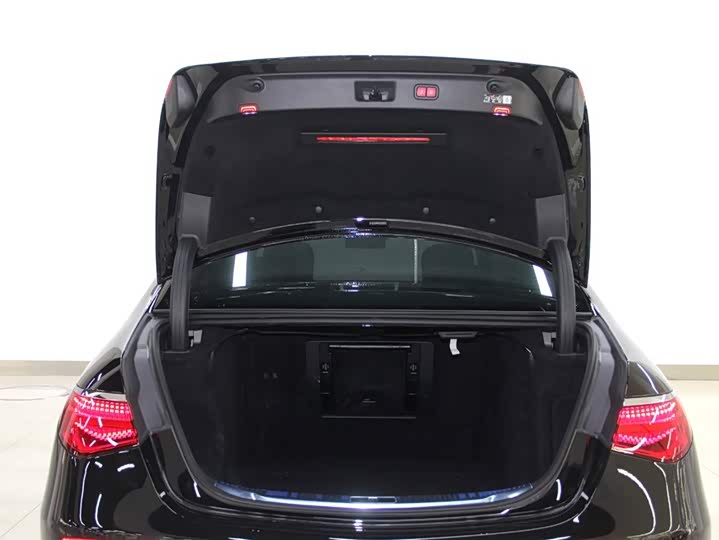 Фото 34 - Mercedes-Benz Maybach S-Class