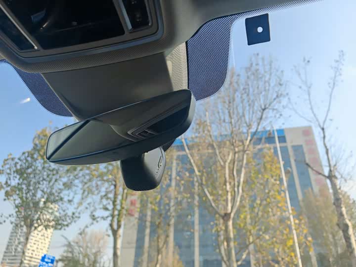 Фото 7 - Audi A8