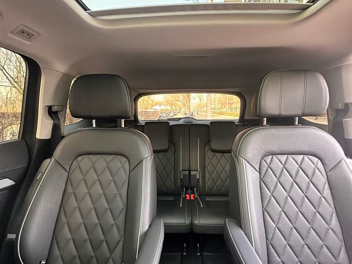 Фото 10 - Volkswagen Talagon