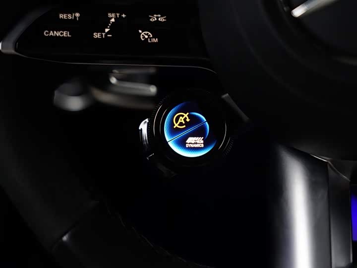 Фото 10 - Mercedes-Benz CLA-Class AMG